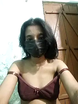 Snapshot of Bong-lady chatting on 03-19-25, 08:01 Bong-lady online show from 03-19-25, 08:01