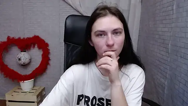 Snapshot of AmandaJi_ chatting on 03-06-25, 10:41 AmandaJi  online show from 03-06-25, 10:41