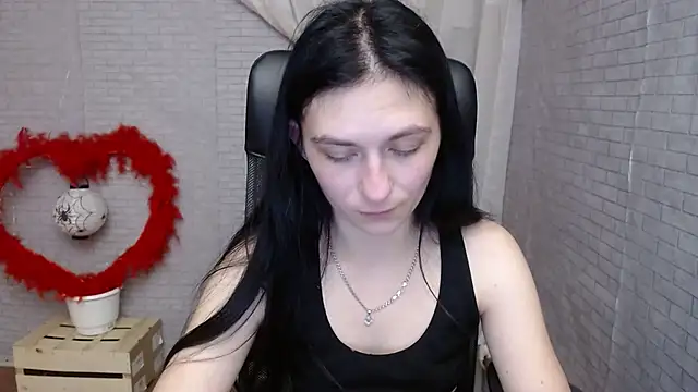 Snapshot of AmandaJi_ chatting on 03-18-25, 10:25 AmandaJi  online show from 03-18-25, 10:25