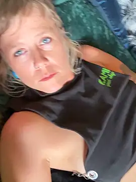 I am babydoll online show from 10-22-25, 03:34