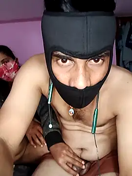 Snapshot of USHA_BHABHI chatting on 02-08-26, 04:21 USHA BHABHI online show from 02-08-26, 04:21