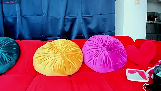 willow boobs online show from 09-25-25, 07:17