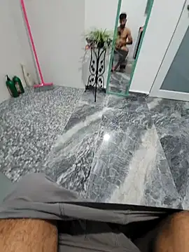 j0nathan00 online show from 02-08-25, 04:25