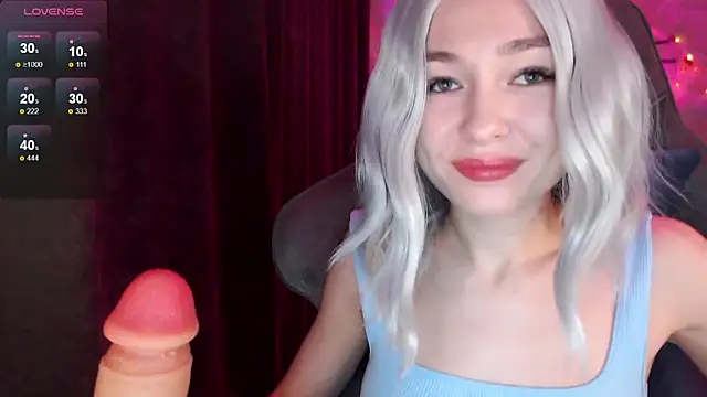 Snapshot of Ohmy_Nora_ chatting on 11-16-25, 10:26 Ohmy Nora online show from 11-16-25, 10:26