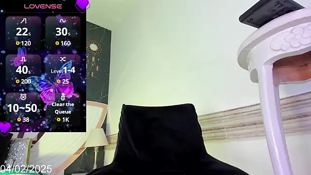 Snapshot of Sweets_Kendra chatting on 02-04-25, 04:08 Sweets Kendra online show from 02-04-25, 04:08