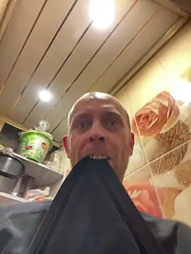 Snapshot of MaxDevilWhite chatting on 02-17-26, 07:16 MaxDevilWhite online show from 02-17-26, 07:16