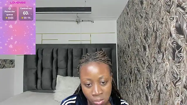 Sara Naugty online show from 09-17-25, 07:26