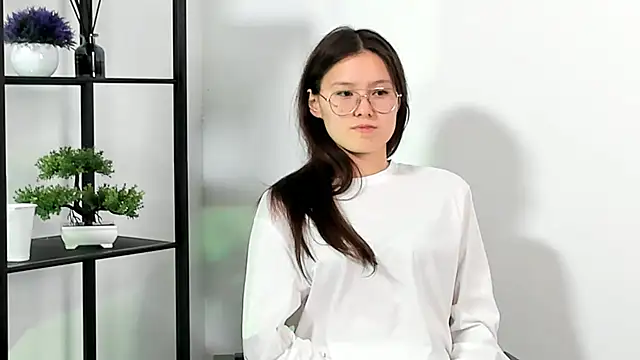 PeggyAgard online show from 01-23-25, 04:04