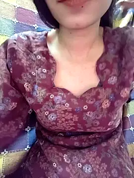 Snapshot of cute_IndianBabe chatting on 03-06-25, 01:37 cute IndianBabe online show from 03-06-25, 01:37