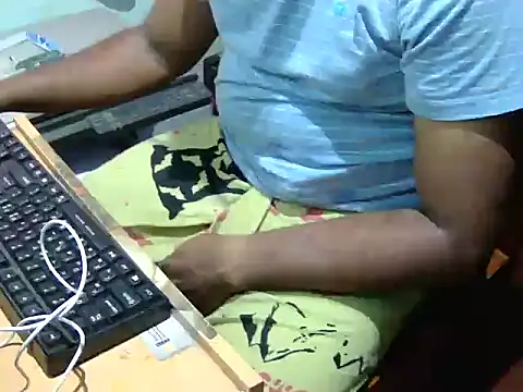 Snapshot of lolboy1234Z chatting on 10-03-25, 04:15 lolboy1234Z online show from 10-03-25, 04:15