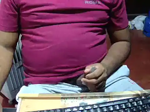 Snapshot of lolboy1234Z chatting on 11-02-25, 06:43 lolboy1234Z online show from 11-02-25, 06:43