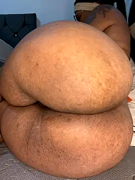 Charlotte bronxxx online show from 12-03-25, 10:52