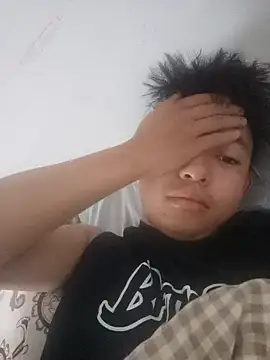 zxc78911 online show from 10-15-25, 02:22