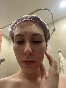 Molli Luv online show from 11-12-25, 06:52