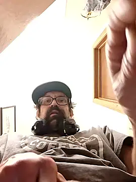 Johndis805 online show from 11-19-25, 05:29