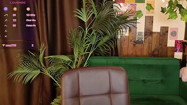 Yo Pixxie online show from 02-01-25, 10:48