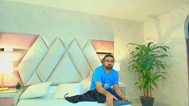 anastasia marco online show from 02-11-25, 12:05