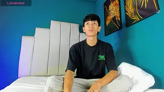 Im Kael online show from 01-27-25, 03:26