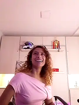 Snapshot of Zoedaniels chatting on 02-27-25, 11:26 Zoedaniels online show from 02-27-25, 11:26