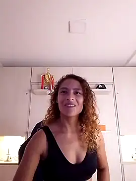 Snapshot of Zoedaniels chatting on 03-07-25, 08:55 Zoedaniels online show from 03-07-25, 08:55