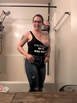 Snapshot of YourNotMySupervisor chatting on 10-13-25, 03:17 YourNotMySupervisor online show from 10-13-25, 03:17