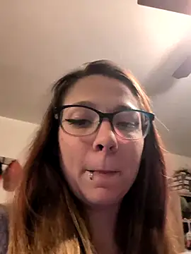 Snapshot of YourNotMySupervisor chatting on 11-17-25, 05:57 YourNotMySupervisor online show from 11-17-25, 05:57