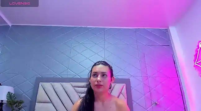 VioletRousse  online show from 02-18-25, 03:32