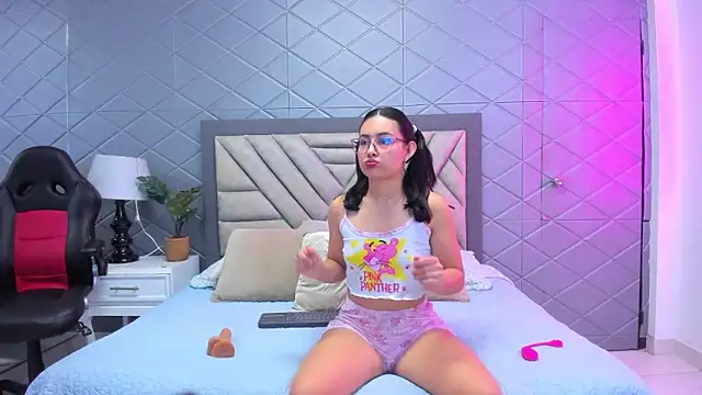VioletRousse  online show from 03-12-25, 12:47