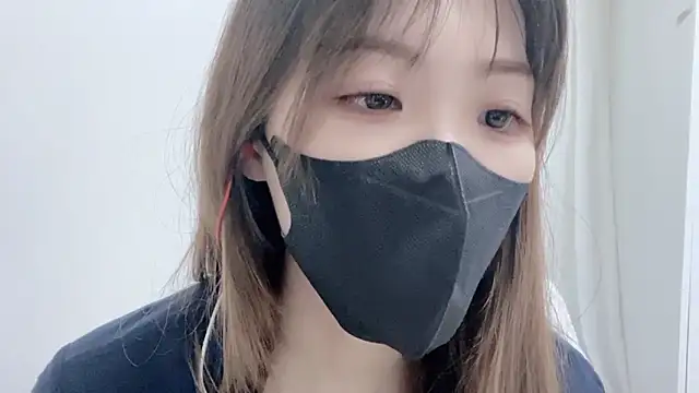 Snapshot of Chu1314 chatting on 02-28-25, 06:41 Chu1314 online show from 02-28-25, 06:41