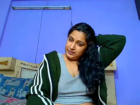 Sophia James online show from 01-26-25, 06:48