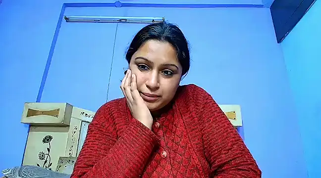 Sophia James online show from 02-04-25, 08:13