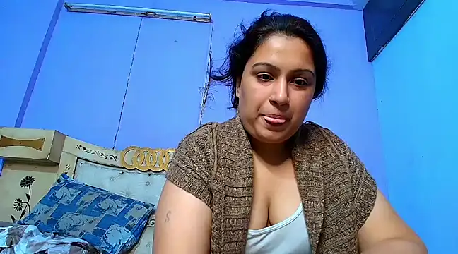 Sophia James online show from 02-13-25, 05:22