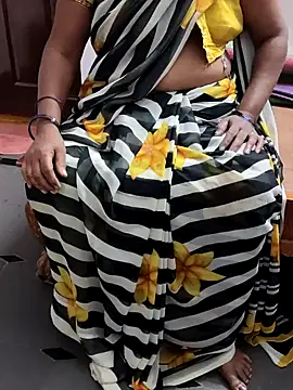 Snapshot of laxmitelugu78 chatting on 01-30-25, 04:34 laxmitelugu78 online show from 01-30-25, 04:34