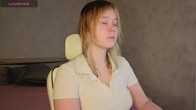 Amy Kimberlly online show from 11-12-25, 11:58