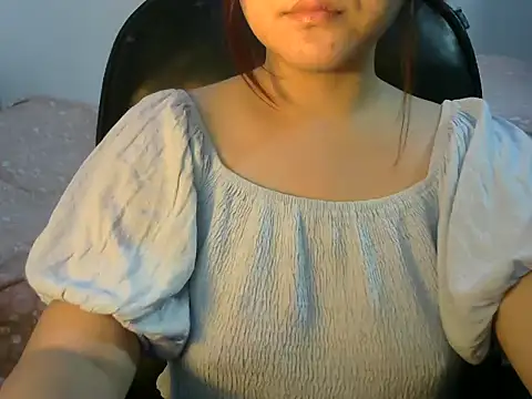 Snapshot of shutup_ chatting on 02-08-25, 06:54 shutup online show from 02-08-25, 06:54