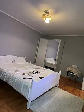 bunnythetailor online show from 02-28-25, 07:03