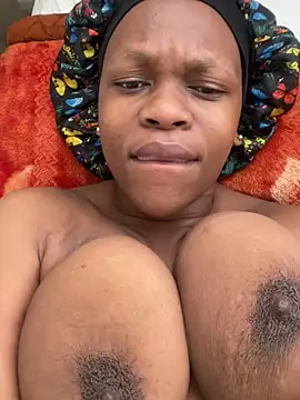 Boneca25 online show from 02-11-25, 06:30