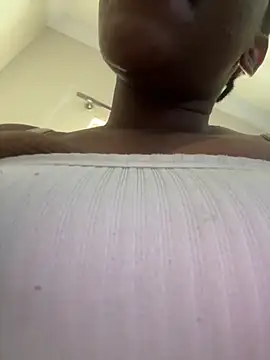 Snapshot of Boneca25 chatting on 02-09-26, 09:57 Boneca25 online show from 02-09-26, 09:57