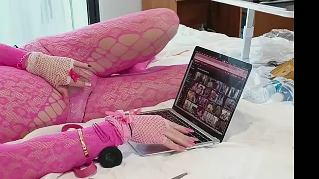 Cucked Sissy Bitch online show from 03-28-26, 03:39