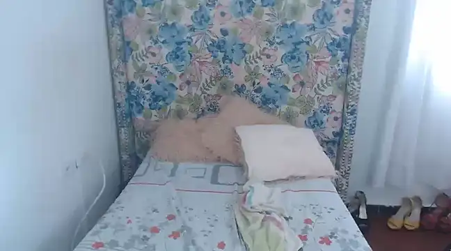 Sweeetnaughty online show from 02-21-25, 07:32