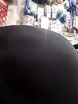 Snapshot of samathasexx chatting on 11-03-25, 10:32 samathasexx online show from 11-03-25, 10:32