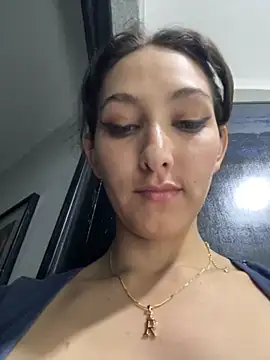 Snapshot of vicky__skinny_1 chatting on 10-02-25, 12:28 vicky  skinny 1 online show from 10-02-25, 12:28