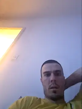 Snapshot of tucacbg chatting on 02-11-25, 06:11 tucacbg online show from 02-11-25, 06:11