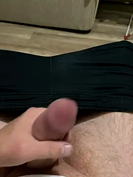 Snapshot of excementt chatting on 10-25-25, 11:43 excementt online show from 10-25-25, 11:43