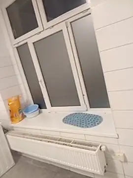 Adrianka online show from 11-12-25, 01:39