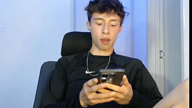 Juanmres online show from 10-18-25, 02:58