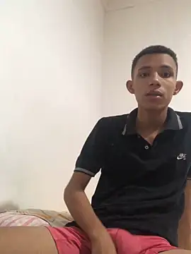 Alvarozzxv online show from 02-14-25, 04:37