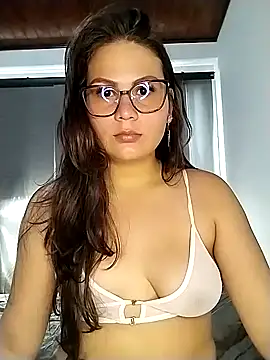 Vale Saenzz online show from 02-06-25, 07:07