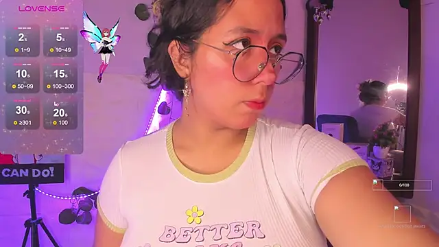 Ludovica6669 online show from 11-18-25, 09:08