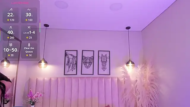 Zoe Banks  online show from 09-17-25, 12:51